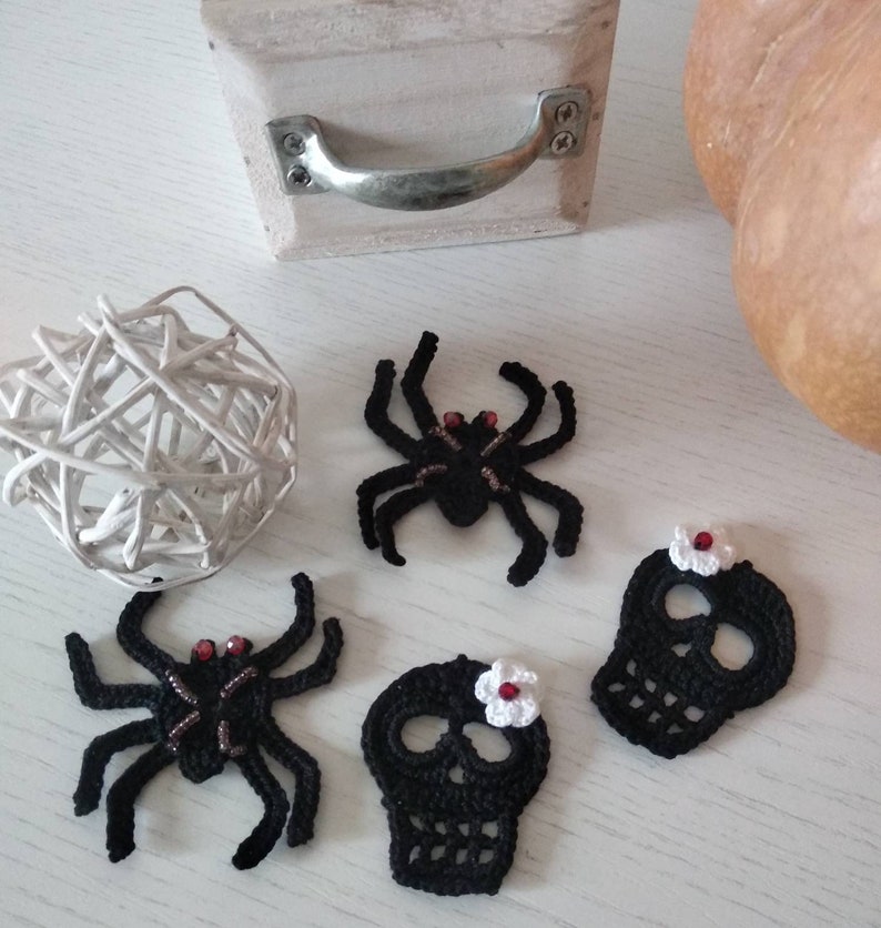 2-piece set Applications Crochet Halloween motifs