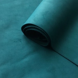 Dark Teal Italian Leather Hide APX. 2m2, 2mm thick