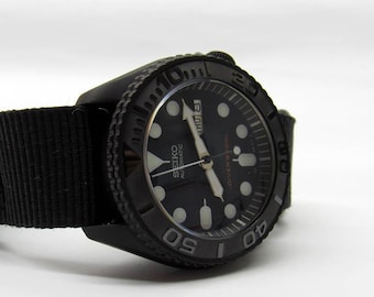 vintage watch seiko yacht master skx mod mens divers watch skx007 nh36a color black cerakote sapphire double dome  large size submariner