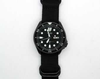 vintage watch seiko skx007 skx mod mens diver watch nh36a 6309 7040 dial black cerakote double dome sapphire option