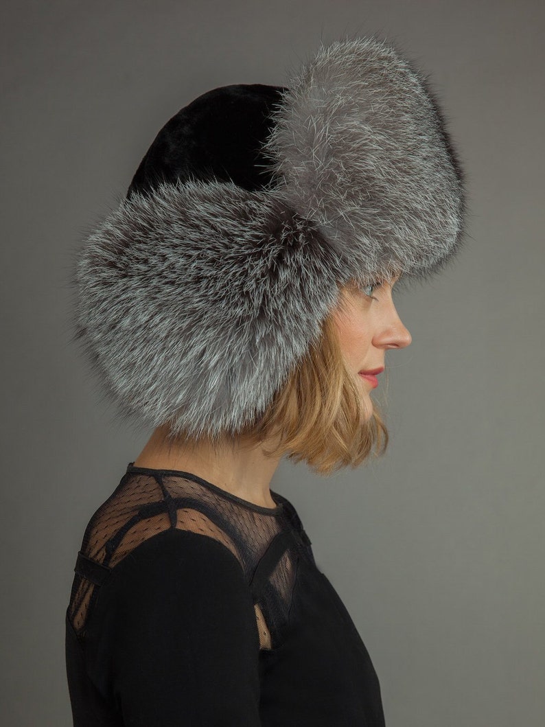 With Ear Flaps Handmade Trapper Hat Ushanka Sheepskin /& Fox Fur Hat Unisex