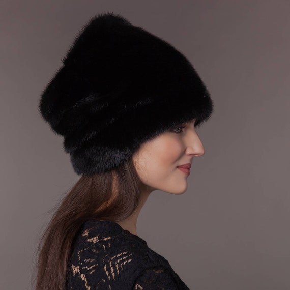 Handmade knitted black mink fur hat