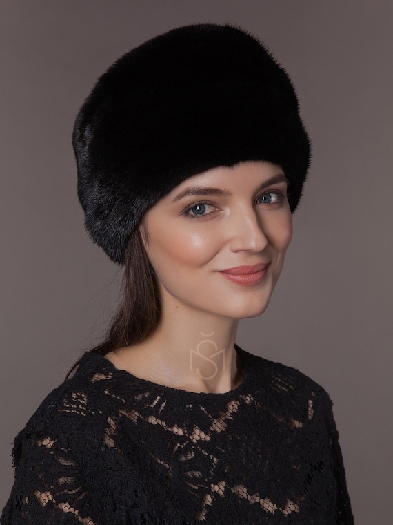 Handmade knitted black mink fur hat