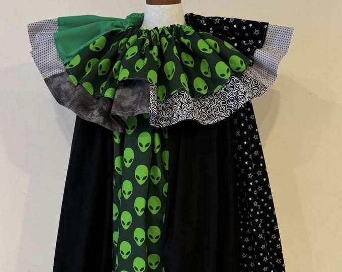 Adult Clown Costume - UFO Aliens Scary Killer Nightmare - Fits Most ...