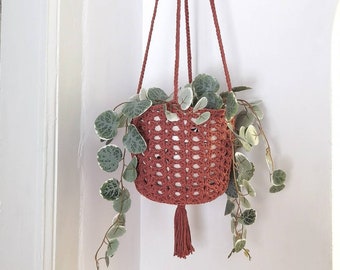 Terracotta crochet plant hanger indoor, hanging planter, boho style wall planter succulent planter