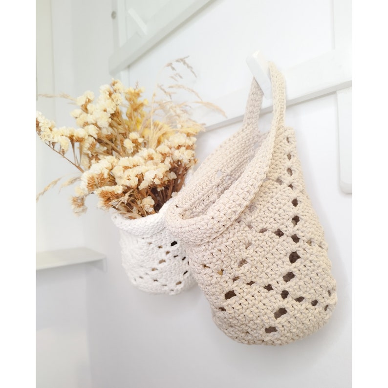 Modern Farmhouse Hanging Basket, Wall Storage, Nursery room decor aesthetic, Cotton Crochet zdjęcie 1