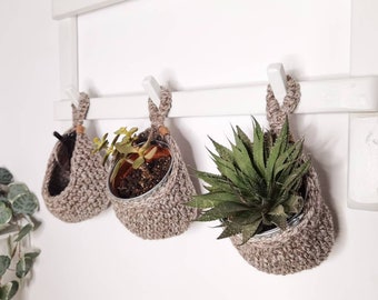 Tweed brown teardrop hanging basket, crochet hanging planter, succulent Planter, Air plant holder, small storage basket