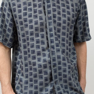 Vintage Geometric Shirt Men'sMedium Size Button up Casual Short Sleeved Blue Summer Beach Shirt image 3