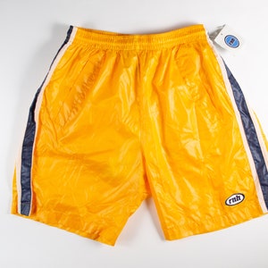 Mens tennis deals shorts canada