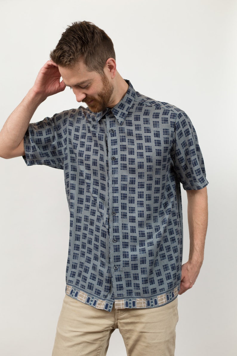 Vintage Geometric Shirt Men'sMedium Size Button up Casual Short Sleeved Blue Summer Beach Shirt image 1