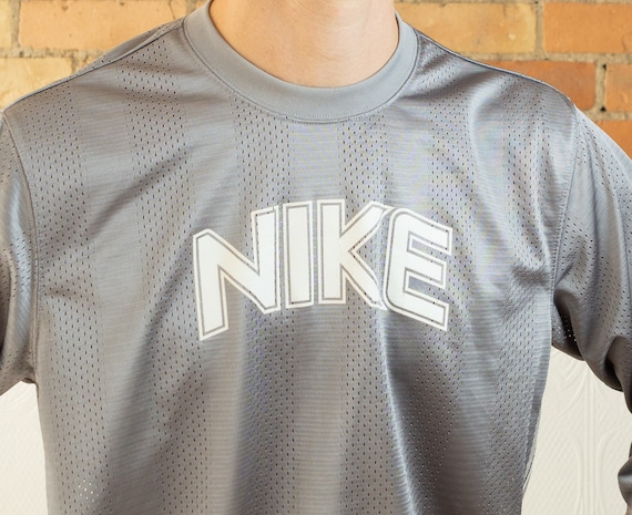 90's / Y2K Nike Athletic Shirt Shiny Grey Long Sleeve T-shirt 