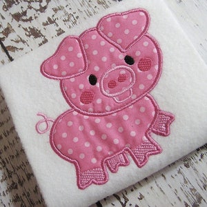 appliqué farm pig machine embroidery instant download design, baby nursery farm animal, appliqué baby pig