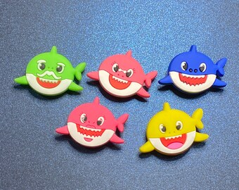 baby shark croc jibbitz