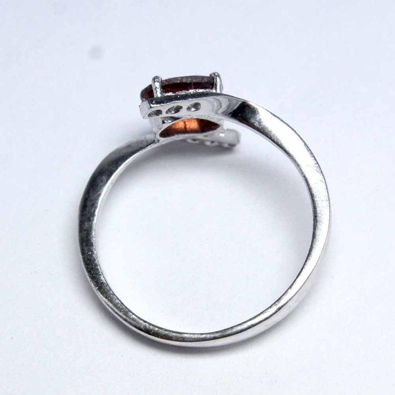 Top Quality Red Garnet Faceted Oval Gemstone Wedding Ring Engagement Ring 7x5 mm Natural Red Garnet 925 Sterling Silver Ring
