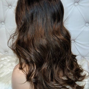BELLA Vacker Ombre Kastanjebrun Limfri "HD OSYNLIG Lace" Peruk med Äkta Hår framtill med Blekta Knutar och Förplockad för Naturlig Hårlinje! bild 4