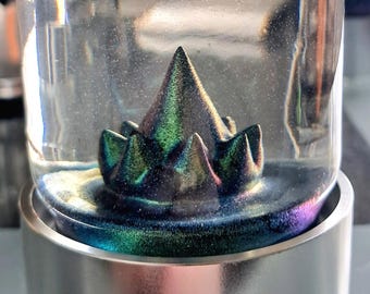 Iridescent GREEN Spike Ferrofluid Magnetic Display