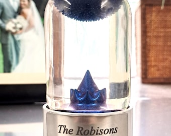 Personalized Wedding Gift for Couples, Engraved Ferrofluid Display – Custom Name & Date – Magnetic Liquid Desk Keepsake