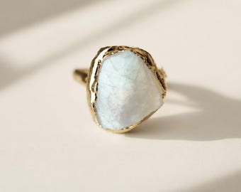 Raw moonstone ring, moonstone ring, crystal jewelry, raw gemstone jewelry, gold ring, moonstone jewelry, gift for her, June jewelry