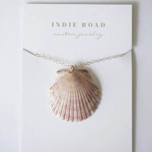 Shell necklace, Beachy Necklace, Beach Jewelry, Coastal Jewelry, Surf Jewelry, Shell Jewelry, Vacation Jewelry, Tropical Jewelry