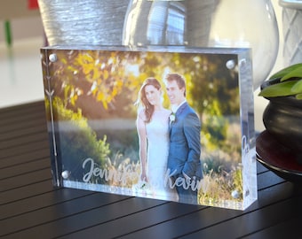 Personalized Acrylic Magnetic Desktop Picture Frame with Photo Printing 4x6 or 5x7 Wedding, Graduation, Birthday, Decoration, Baby shower