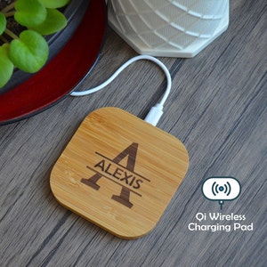 Personalized Bamboo Wireless Charger, Qi Charging Pad Text Logo. iPhone 15 14 13 12 11 X Pro, Pro Max series, Airdpods 2 3 4 gen