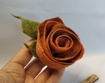 Beige rose brooch Felt flower Felted rose brooch Womens brooch Wool jewelry Romantic beautiful flower brooch Beige flower handmade Eco gift