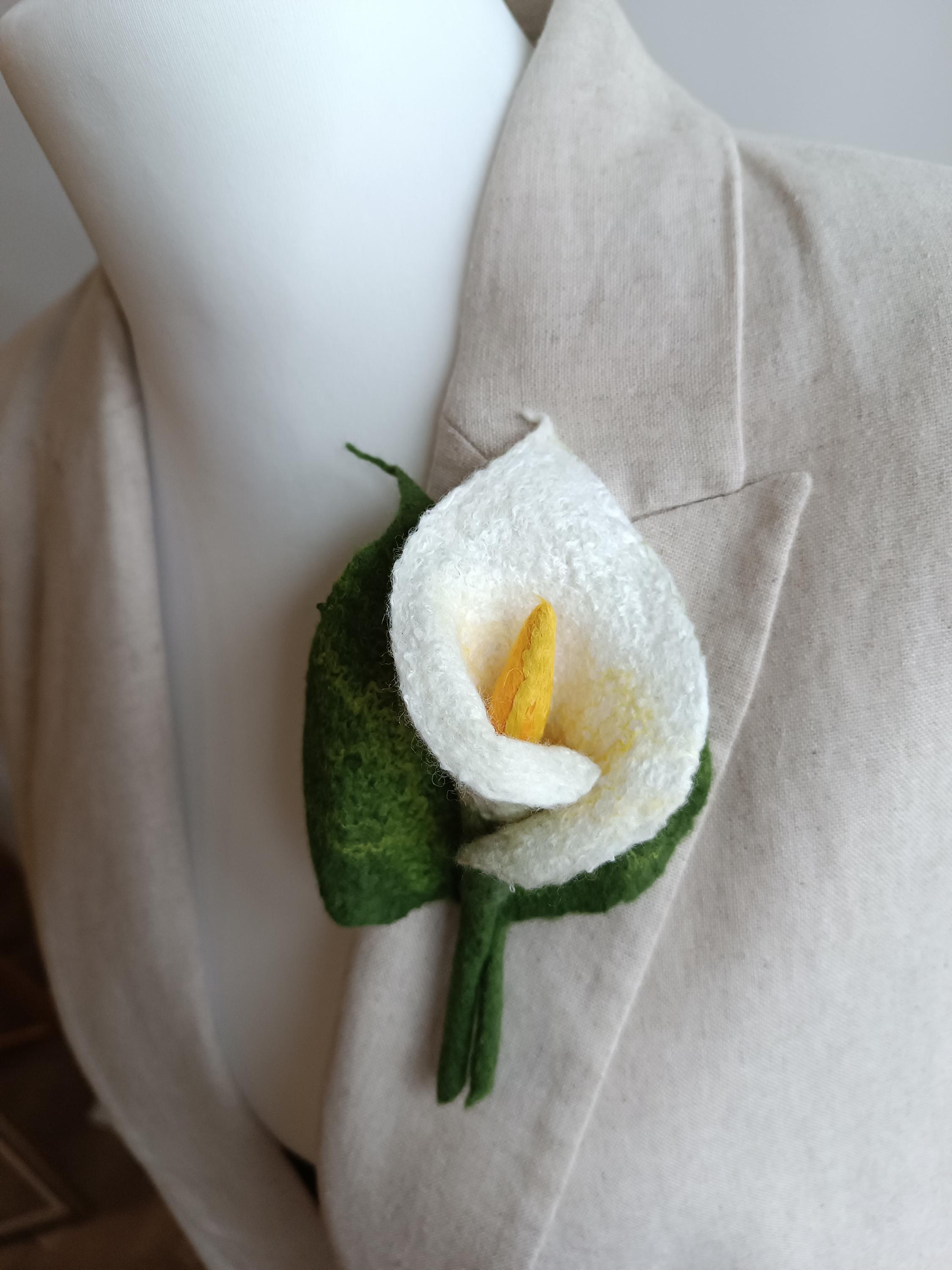 Buy Felted Calla Lily Brooch: Handmade Wool Flower Pin Online in