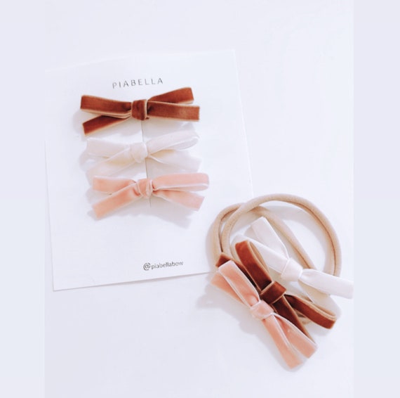 New Velvet Bow. Set of 3. Velvet Hair Bow. Velvet Baby Bows. Newborn Bow. Newborn Baby Headband. Neutral Bow for Baby. Gift for baby.