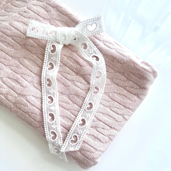 Valentines Long Tail Bow. Bow Gift for Kids. Heart Embroidered Bow. White Bow. Hair Clip. Trendy Bows. Fable Bows.