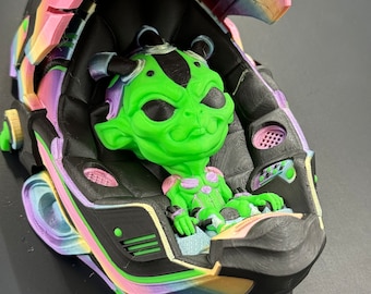 3D Printed Alien Pilot in Sci-Fi Hover Pod – Futuristic Collectible Art Toy