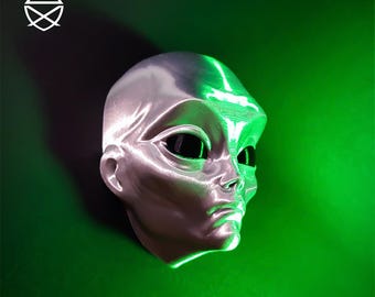 Alien Wall Mask - 3D Printed– Futuristic Collectible Art Toy