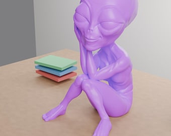 エイリアン・ビジター #4- ET4 - 3Dプリントされた思慮深いエイリアンの置物 - 思慮深いSFデスクデコレーション＆会話のきっかけ