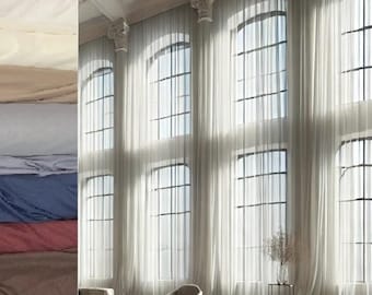 Cortinas extralargas de voile transparente (2 paneles) para techos altos, de 2.4 a 7.3 metros de largo. Colores disponibles. Confeccionadas a medida. Ancho: 2.8 metros. Cortinas para dos pisos. Muestra gratuita.