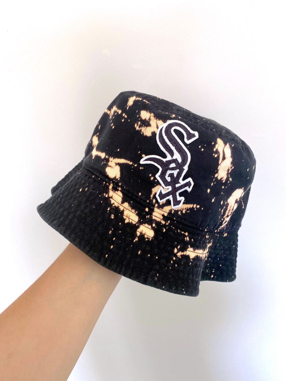 Chicago Baseball Reverse Tie Dye Bucket 