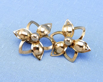 Vintage Gold-Toned Sarah Coventry Flower Clip-On Earrings With Cutout Petals and Abstract Design | 'Demure' Jewelry Line | 1960s