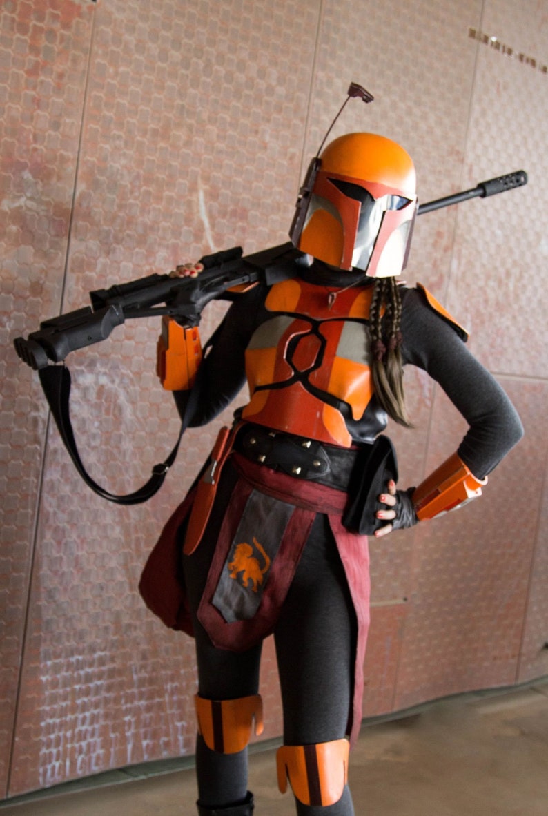 3D Printable custom Mandalorian figure image 5