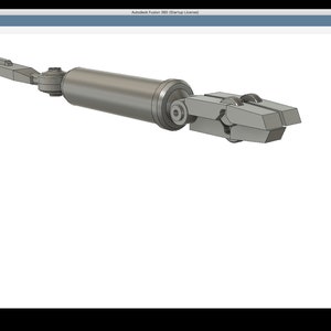 K&ouml;nnte beinhalten: Ein 3D-Modell eines Roboterarms mit einem Greifer. Der Arm ist aus Metall und hat eine graue Oberfl&auml;che. Der Greifer ist ge&ouml;ffnet und bereit, einen Gegenstand zu greifen.