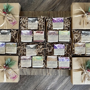 Gift Box your choice of 3 or 4 Goat Milk Soap Bars  Message your soap choices for your wrapped  gift box and include your gift card message