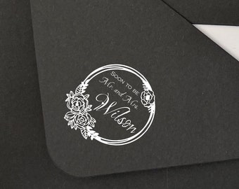 Sello personalizado para bodas / Corona floral, autoentintable, tinta blanca