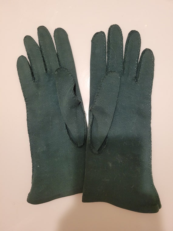 Vintage 1950s Kayser Forest Green Cotton Gloves - image 2