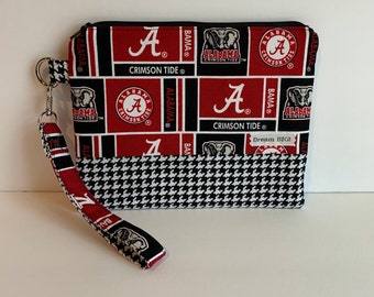 Wristlet
