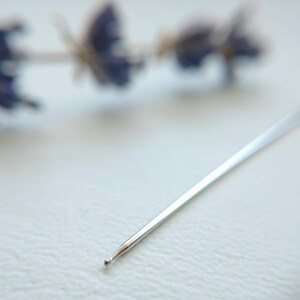 Easy Guide Ball-Tip Needle® for Embroidery and Hand Stitching Size 26 37mm 39870 image 4
