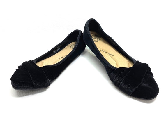 Black Velvet Shoes sz 7.5 Shoes COURTESAN shoes T… - image 5