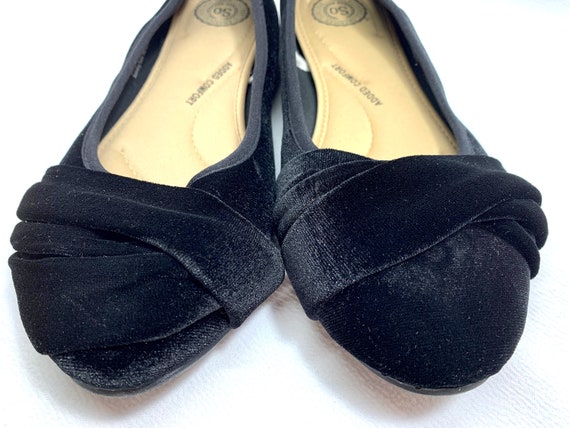 Black Velvet Shoes sz 7.5 Shoes COURTESAN shoes T… - image 1