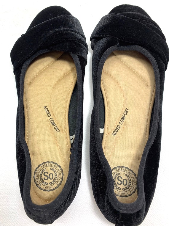 Black Velvet Shoes sz 7.5 Shoes COURTESAN shoes T… - image 4