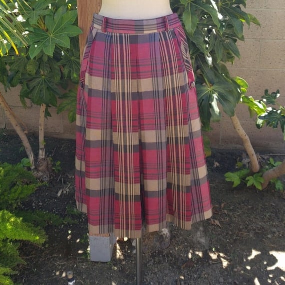 Vintage High Waisted Plaid Skirt with Cute Pockets - image 1