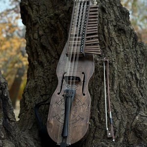 Nyckelharpa, Sweden Violin bowed, Hurdy Gurdy, Keyed Fiddle, Moraharpa, Viola, Esseharpe, Tagelharpa, Handmade Electric-Acoustic Nyckelharpa