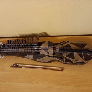 Nyckelharpa Sweden Violin w/ bow Key Harp Viola Hurdy Gurdy - 16 string  (keyed fiddle, moraharpa, contrabasharpa, esseharpe, tagelharpa)