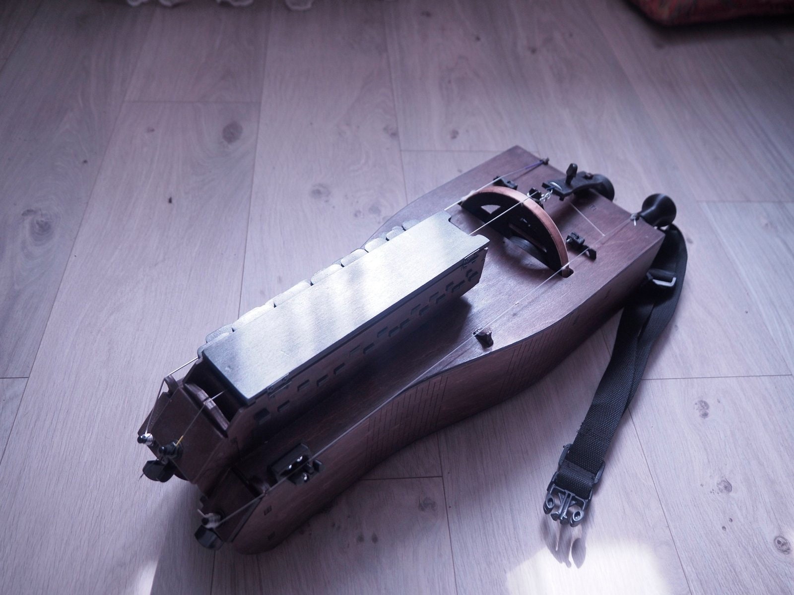 Hurdy-Gurdy Model New - 19 Keys - 3 string - Ukrainian Lira - Hurdy Gurdy Lyra