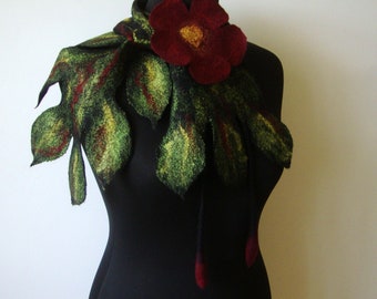 Best gift for woman, Green felt flower scarf, Wool charm scarf, Warm extravagance scarf with burgundy flowers